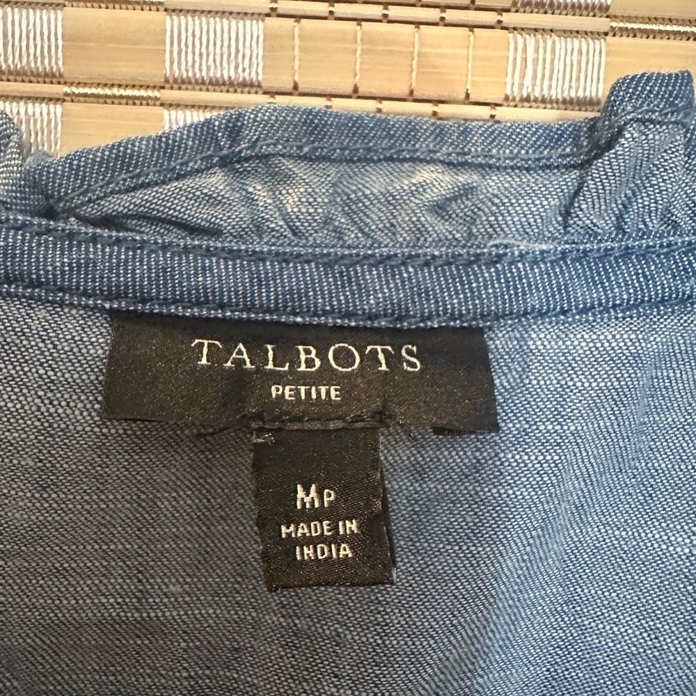 100% Cotton Talbots Petite Denim-Style Blue Top - Picture 2 of 6